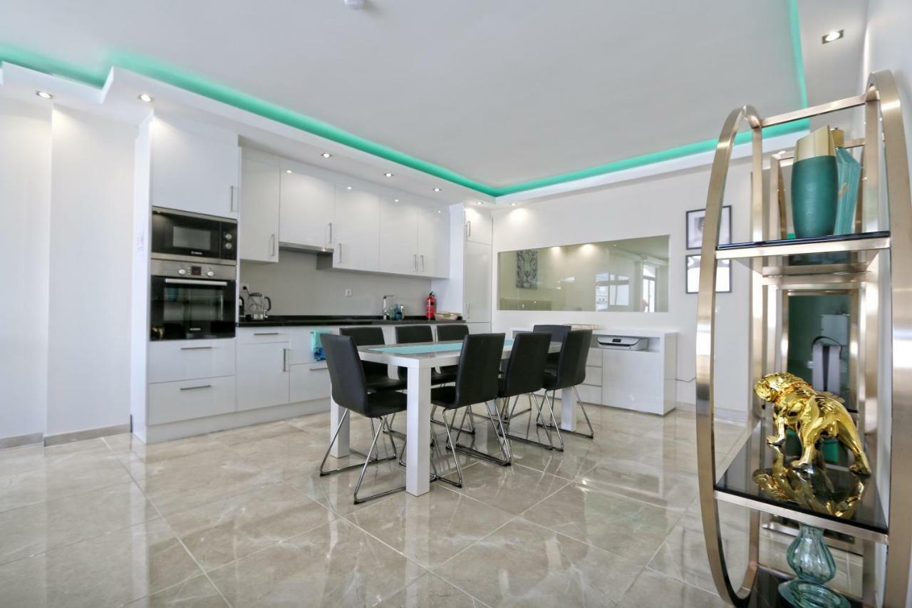 Beachfront Luxury Residence, Playas Del Duque, Puerto Banus, マルベーリャ エクステリア 写真